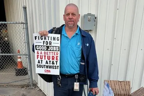 6402