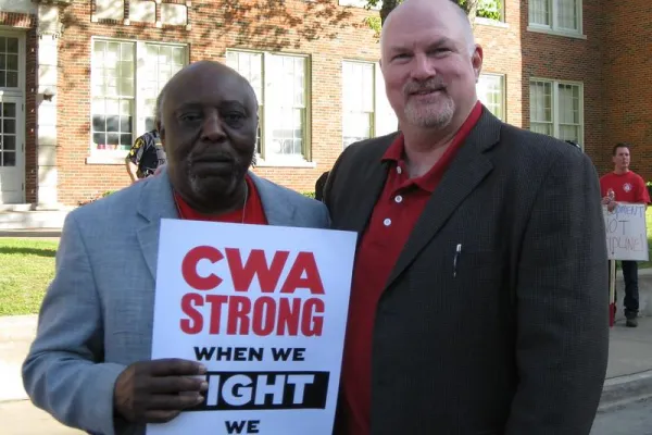 d6-2018-att-shareholder-rally.jpg